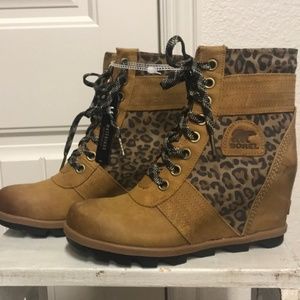 Sorel Lexie Leopard Wedge Boot NWT Size 9.5